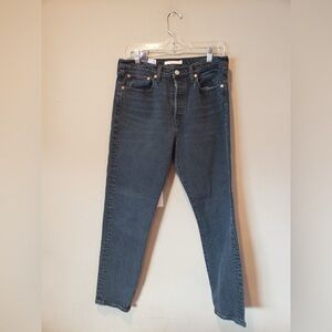 Levi's Wedgie Straight Fit Dark Wash Button Fly Size 30